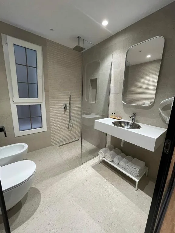 Economy Double Room — Hotel La Favorita